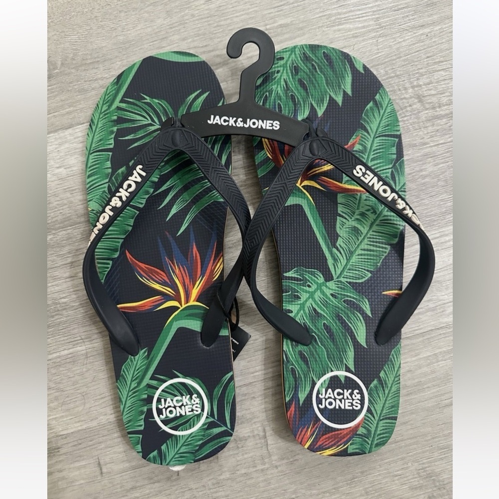 Jack & Jones Leaf Pattern Flip Flops Jack & jones Navy Blazer Size 11-12. NWT